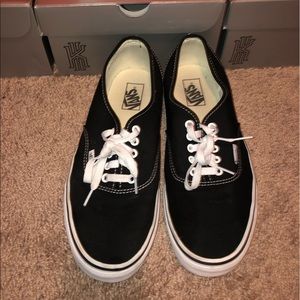 Vans authentic